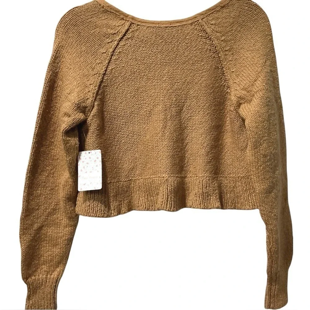 Free People Sweetheart Henley Cropped V-Neck Tan Camel Boho Sweater XS $128‎ NWT